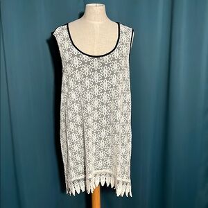 Isela Black & Cream Lace Tank Top